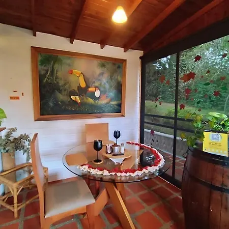 Chale De Montana Con Jacuzzi Guarne Exterior photo