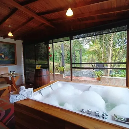 Chale De Montana Con Jacuzzi Guarne Exterior photo